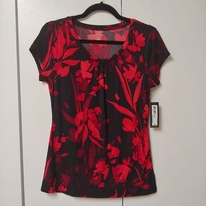 NWT Worthington Short Sleeve Scoopneck Top